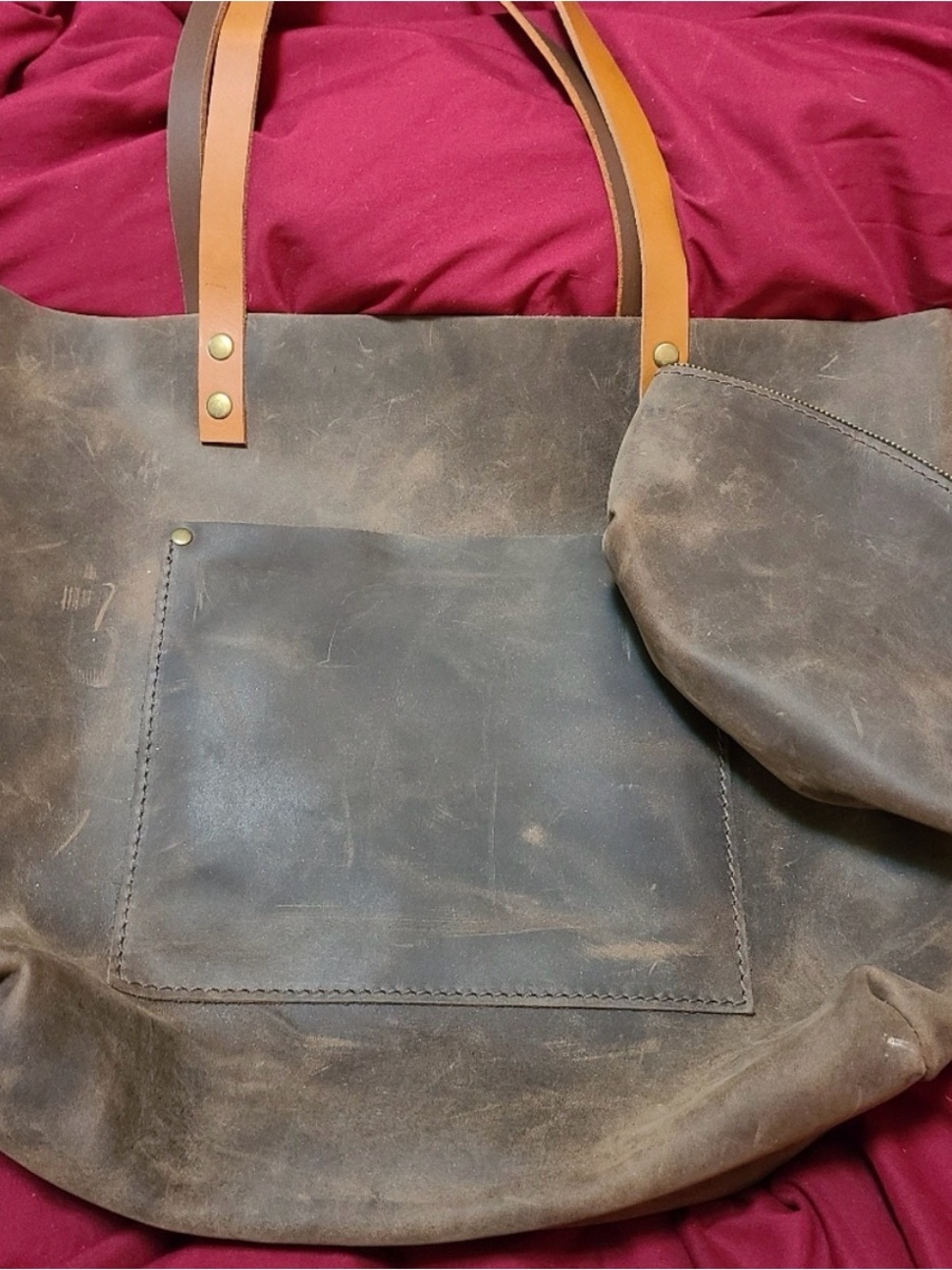 Crazy Horse Leather Tote matching cosmetic case. Unlined.
